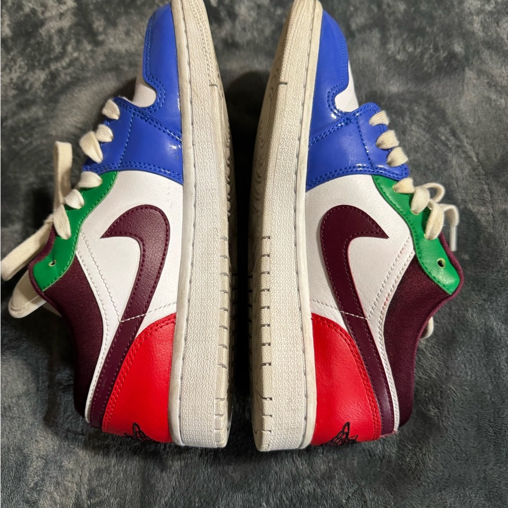 Air Jordan 1 low DB5455 100 white, blue, red, green Women US 8.5